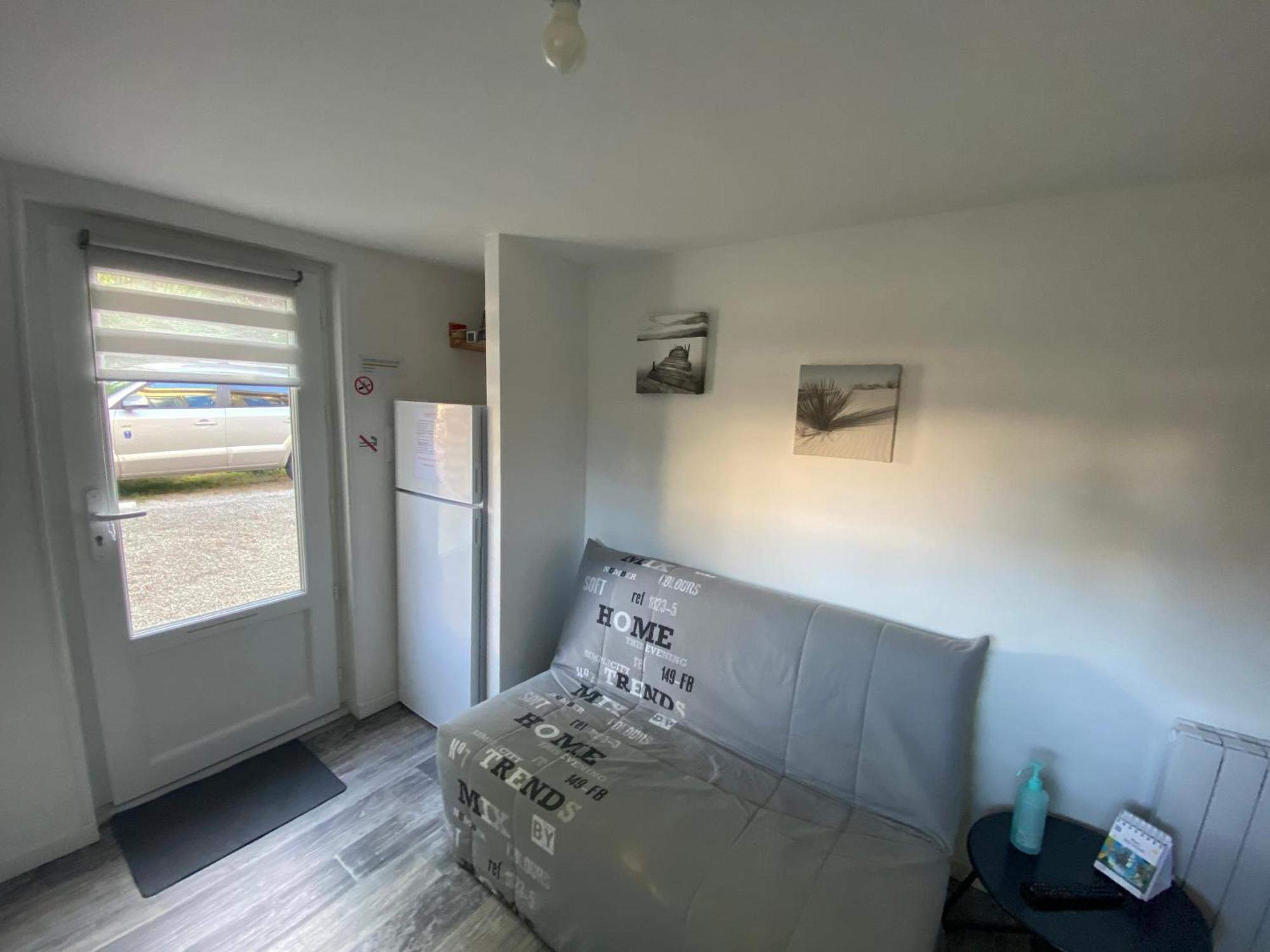 Appartement Le palmier à Saint-Georges-de-Pointindoux Extérieur photo